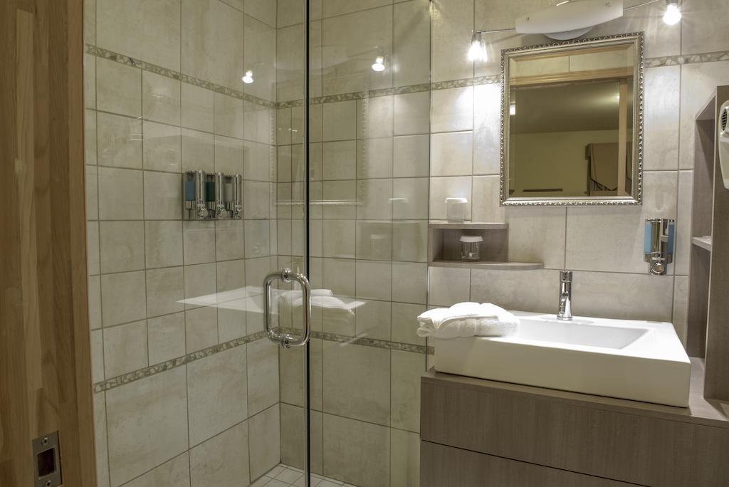Hotel Le Francis Нью-Річмонд Номер фото